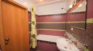 Апартаменты Apartment KvartiroV Vzlyotka Красноярск Апартаменты с балконом-16